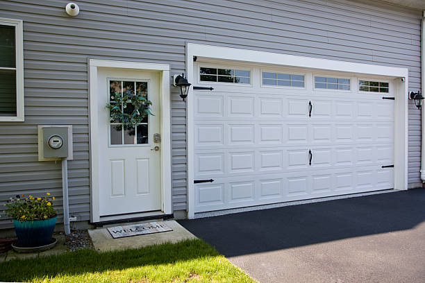 24/7 Emergency Garage Door Roller Replacement experts in Glasgow, MT